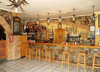 Residencial Los Robles Arroyo Frio Country house